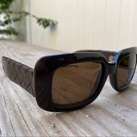 Bottega Veneta Intrecciato Detail Sunglasses - Picture 3 of 10